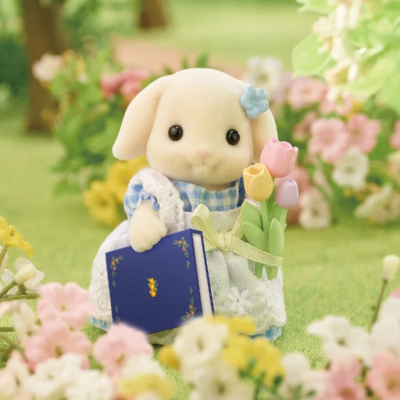 Calico Critters Flora Rabbit Family