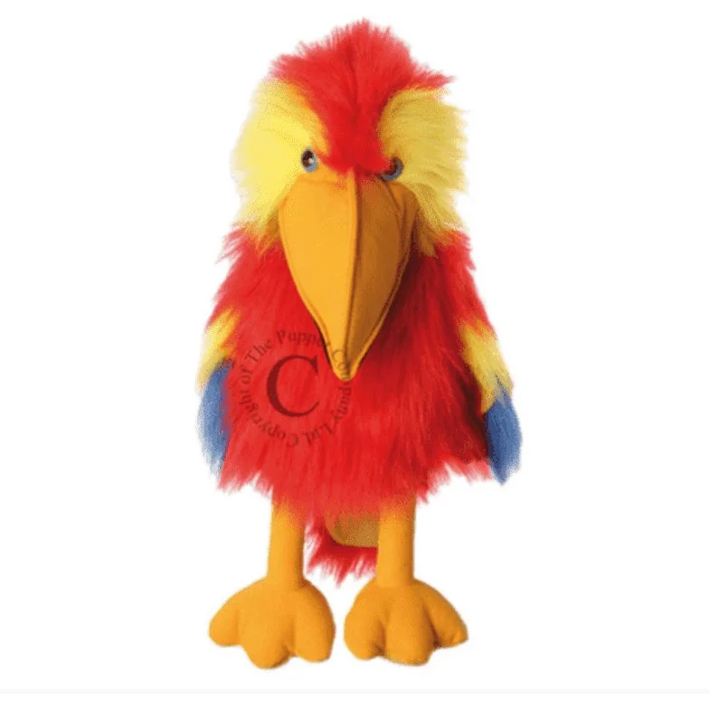Large Birds: Scarlet Macaw