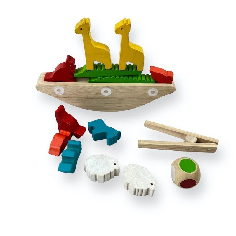 PlanToys Balancing Boat
